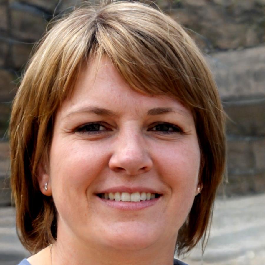 Portraitfoto von Dozentin Renata Volk